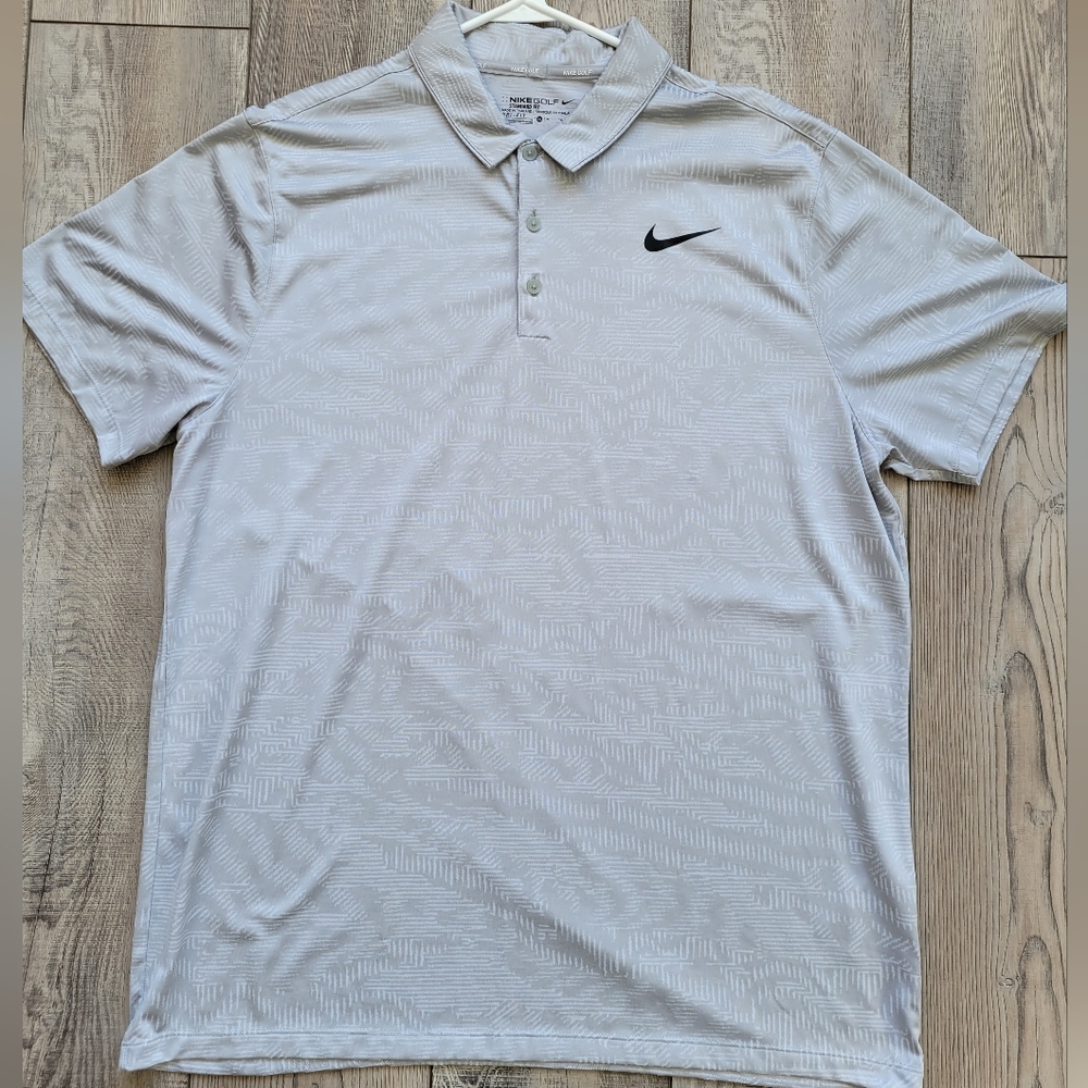 Men's Nike golf short sleeve polo XL